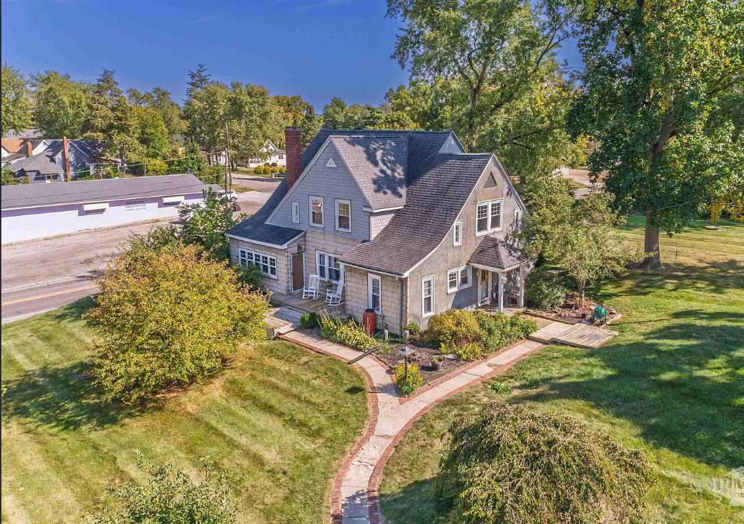 Nice acreage! Circa 1917. Over 14 acres in Indiana. $349,900