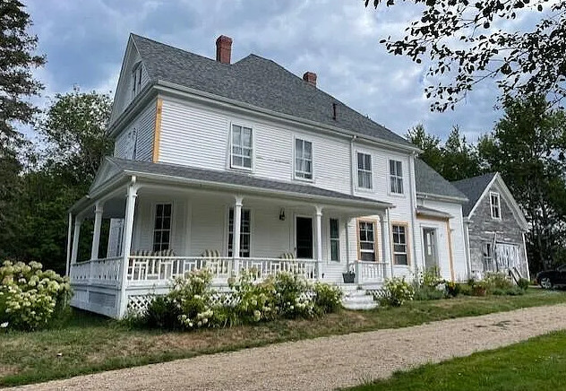 Pretty details inside! C. 1850. On 1 1/2 acres in Maine. $269,000