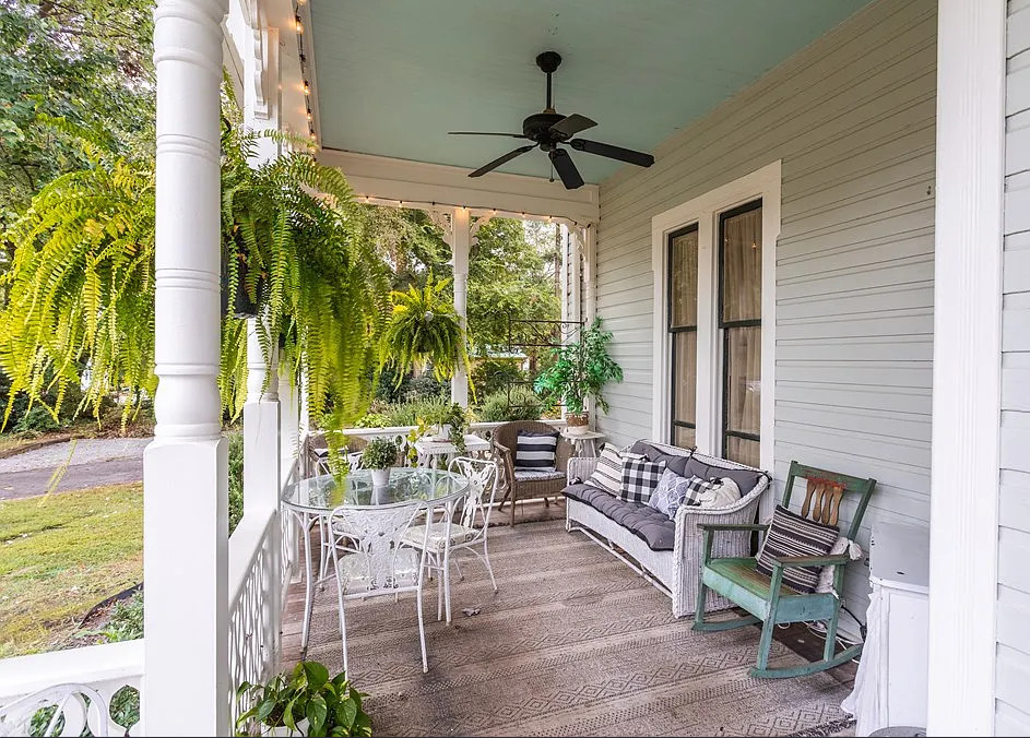 Beautiful details inside! The Vaughan House, C. 1888. One acre in Virginia. $398,500
