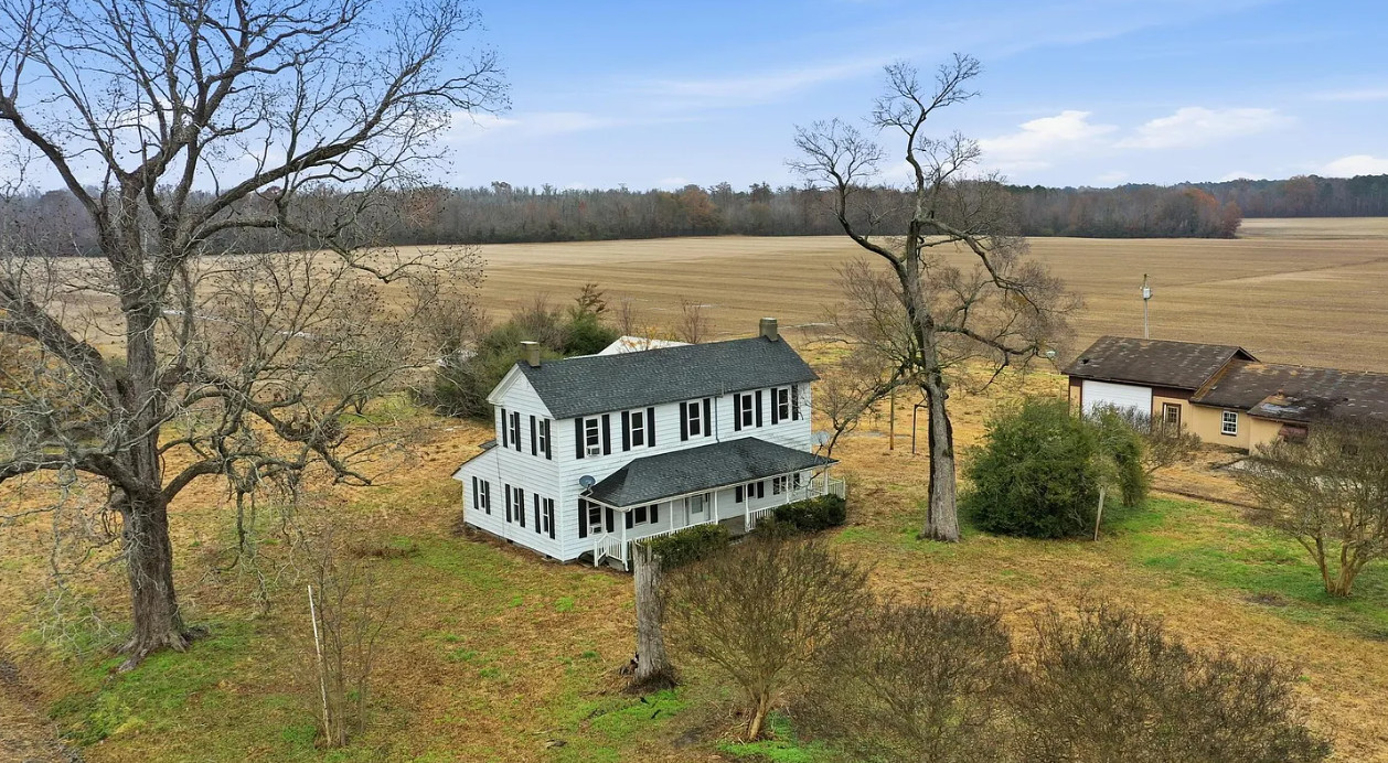 Almost two acres in Hertford, North Carolina. Circa 1910. $165,000