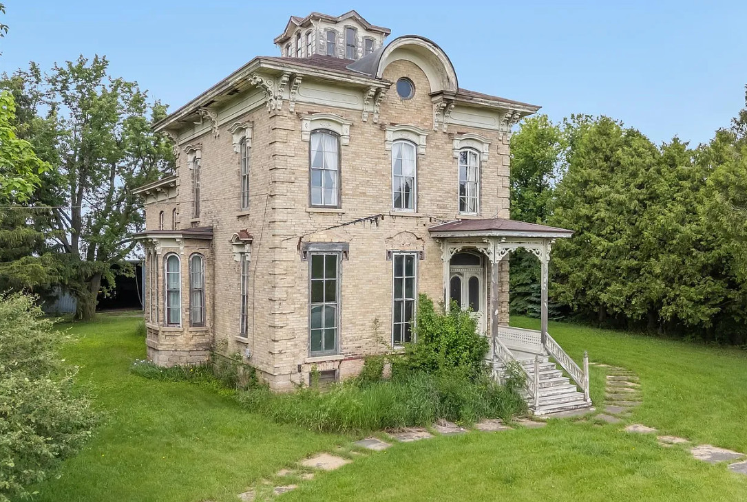 Beautiful details! Circa 1873. One acre in Wisconsin. $249,900