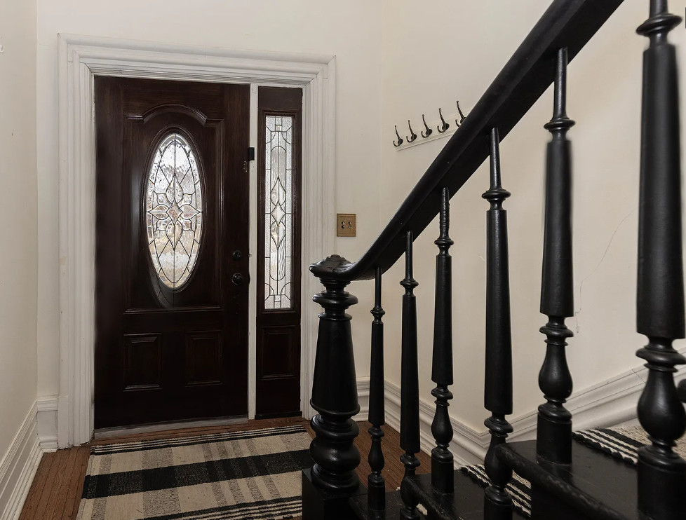 Pretty interior! Nice kitchen! Circa 1897 in Illinois. $189,900