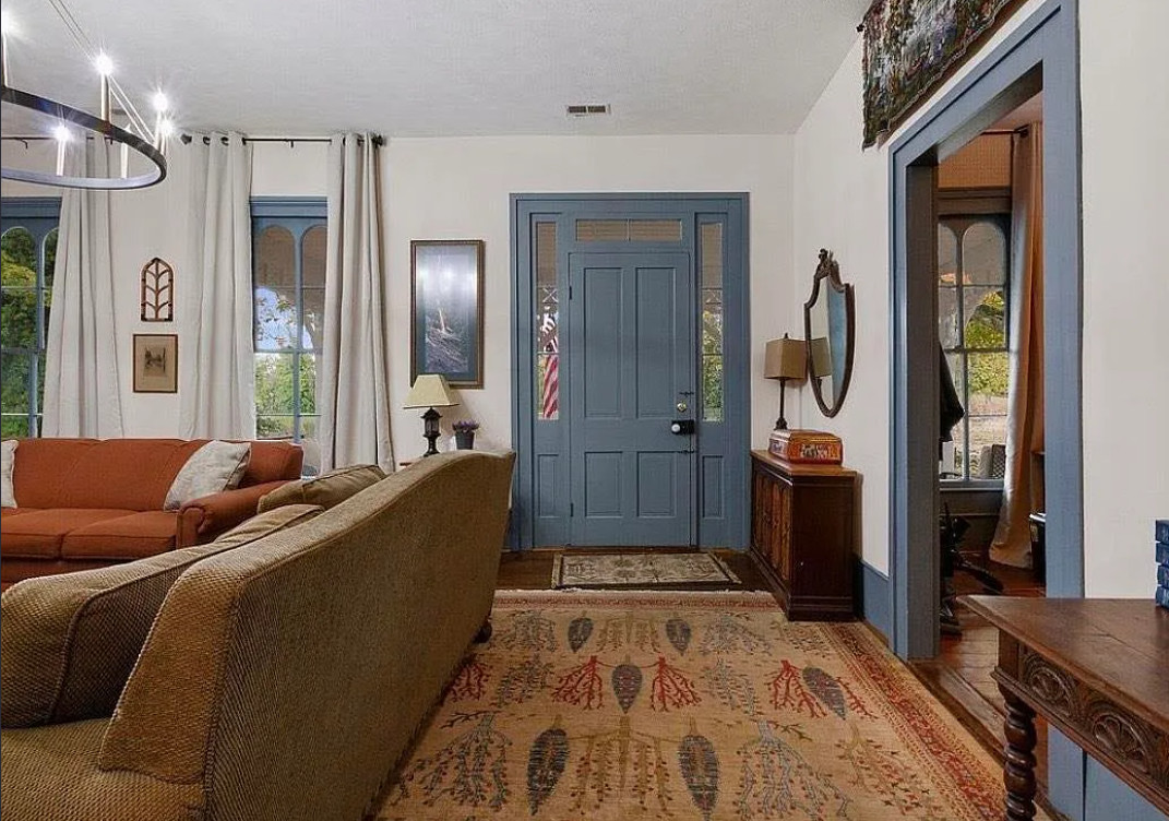 Pretty setting! Love the long driveway! Almost four acres in Kentucky. $345,970