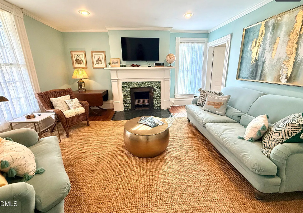 Thomas Day woodwork inside! C. 1850 in North Carolina