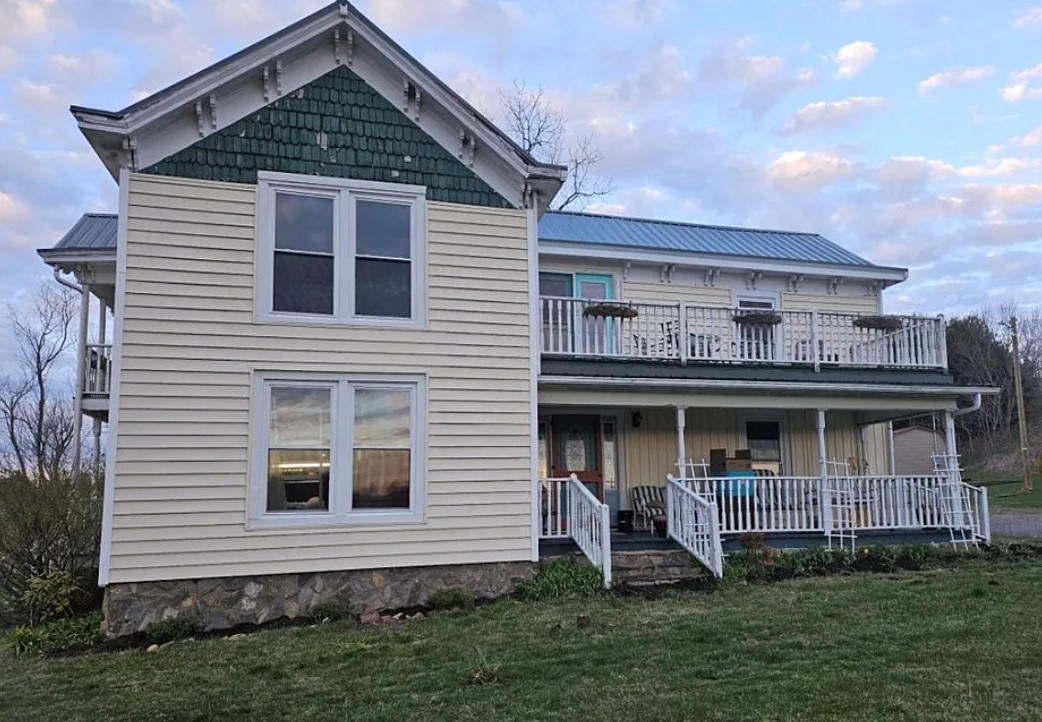 Pretty setting in a beautiful area! Five acres in Virginia