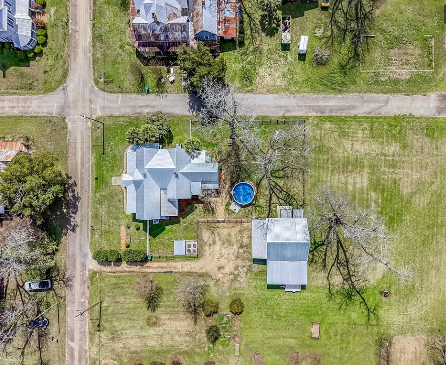 Porch goals! Pretty setting! One acre in Georgia. $299,900