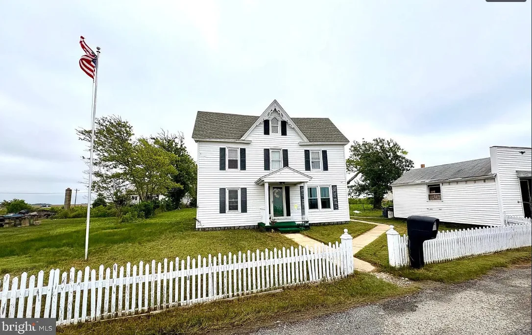 In a quaint village near the Chesapeake Bay. Circa 1920 in Maryland. $115,000