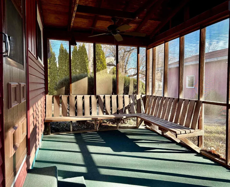 Wasn&rsquo;t expecting that interior! Circa 1930 in Illinois