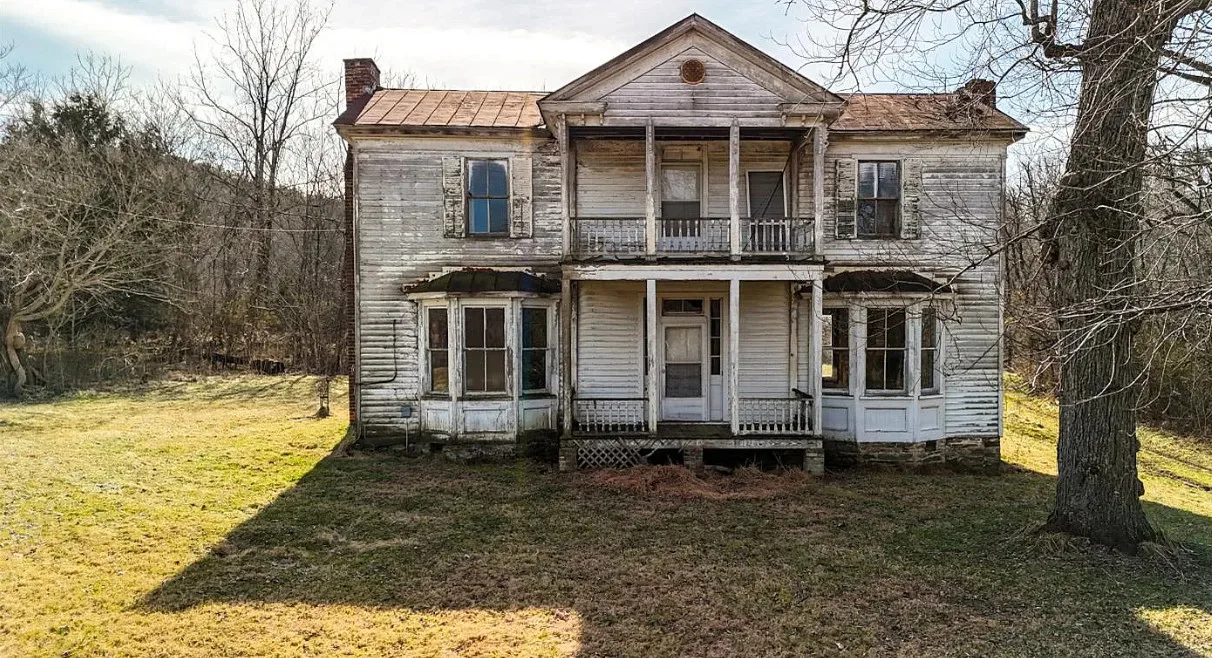 Fixer Upper Alert! On 15 Acres in Virginia