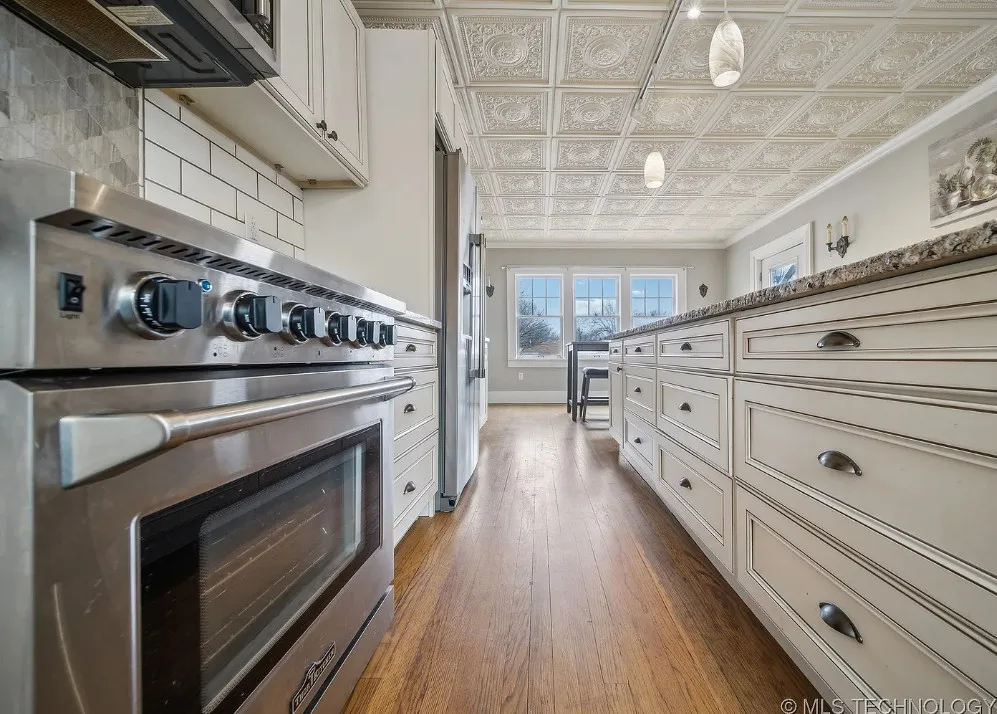 $167,000! Pretty interior details! Circa 1920 in Oklahoma.