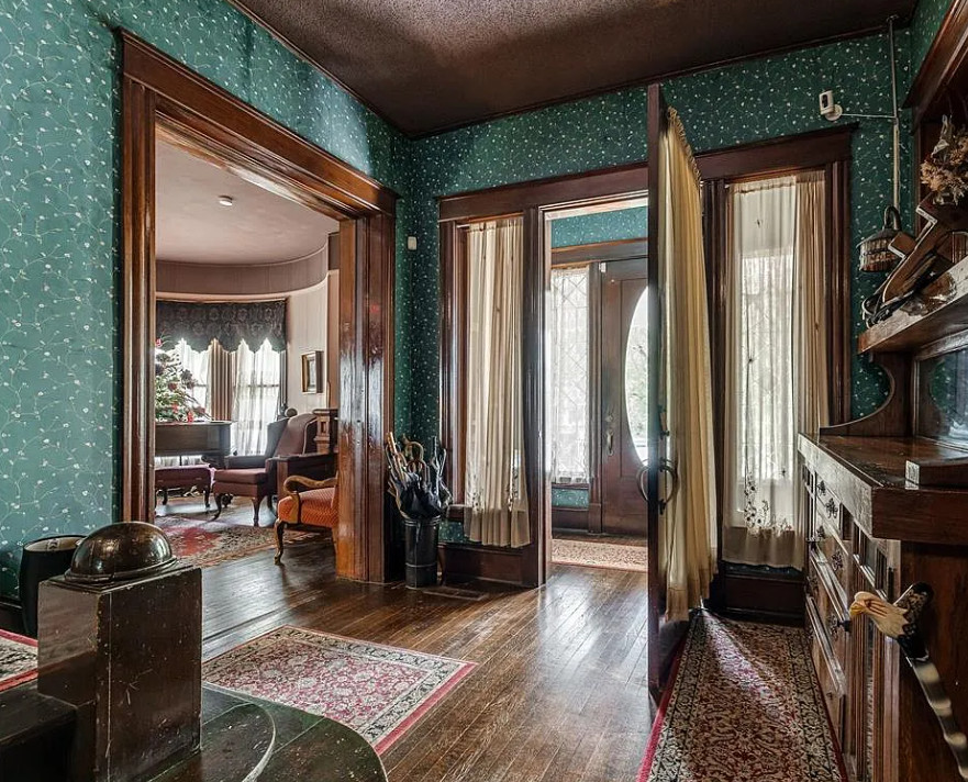 Now that&rsquo;s a stove! Stone Lion Inn Bed and Breakfast in Oklahoma