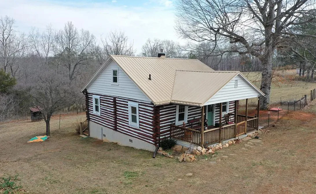 Cute interior! Pretty area! Almost an acre in Virginia. $179,000