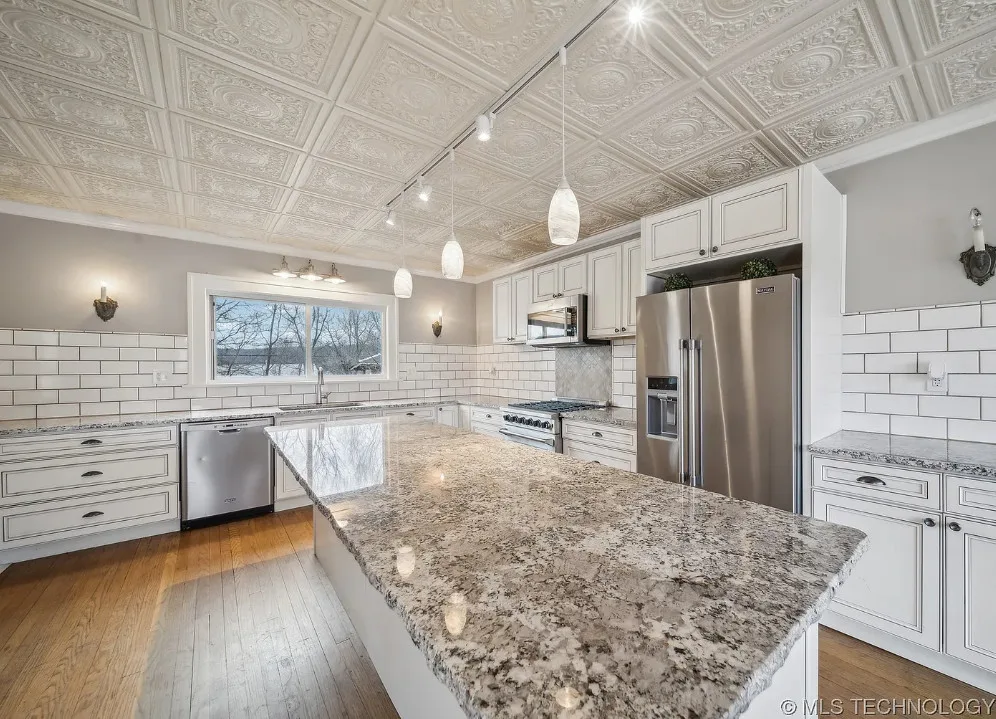 $167,000! Pretty interior details! Circa 1920 in Oklahoma.