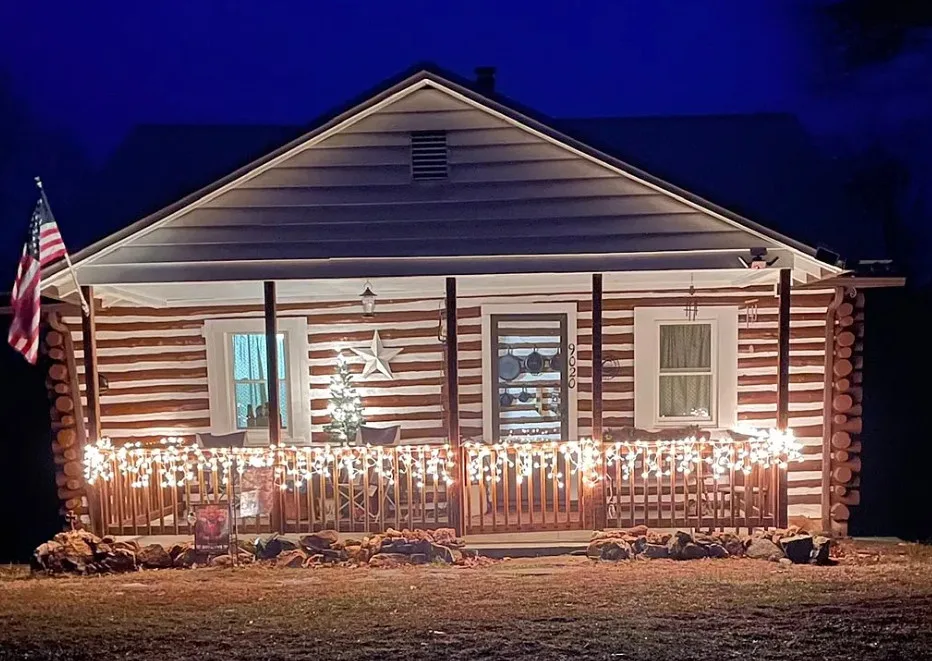 Cute interior! Pretty area! Almost an acre in Virginia. $179,000