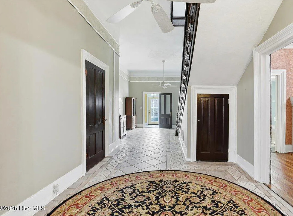 Pretty house! Pretty yard! Circa 1900 in North Carolina