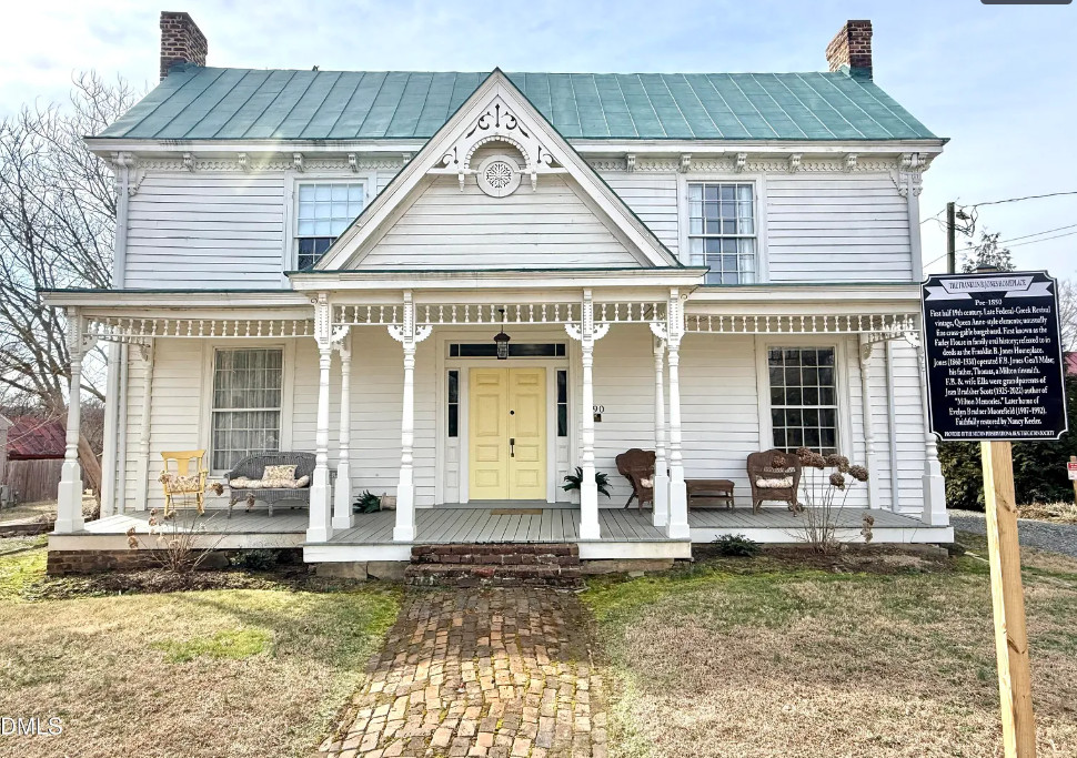 Thomas Day woodwork inside! C. 1850 in North Carolina