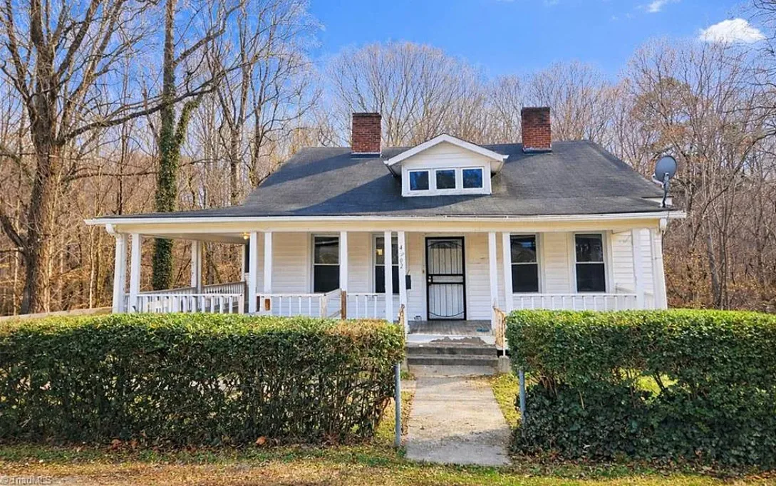 Diamond in the Rough! C. 1933. Almost an acre in North Carolina. $98,000