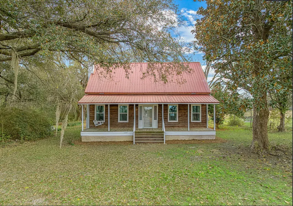 The trees are beautiful! Over six acres in South Carolina