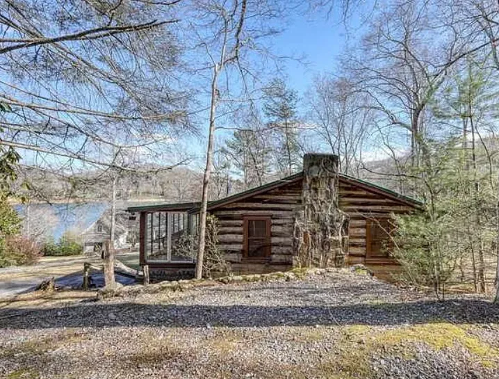 Lakehouse in Georgia! Rustic, but has potential! $265,000