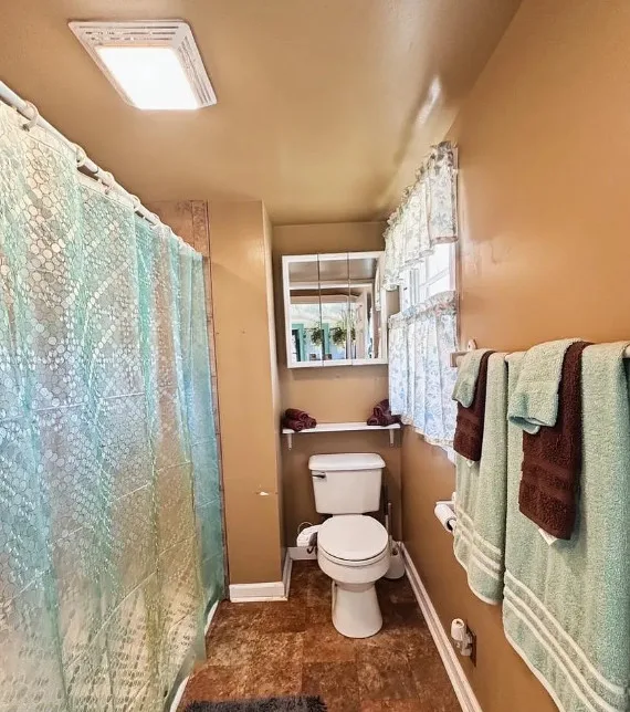 Pretty setting! Multiple outbuildings! Seven acres in Virginia.