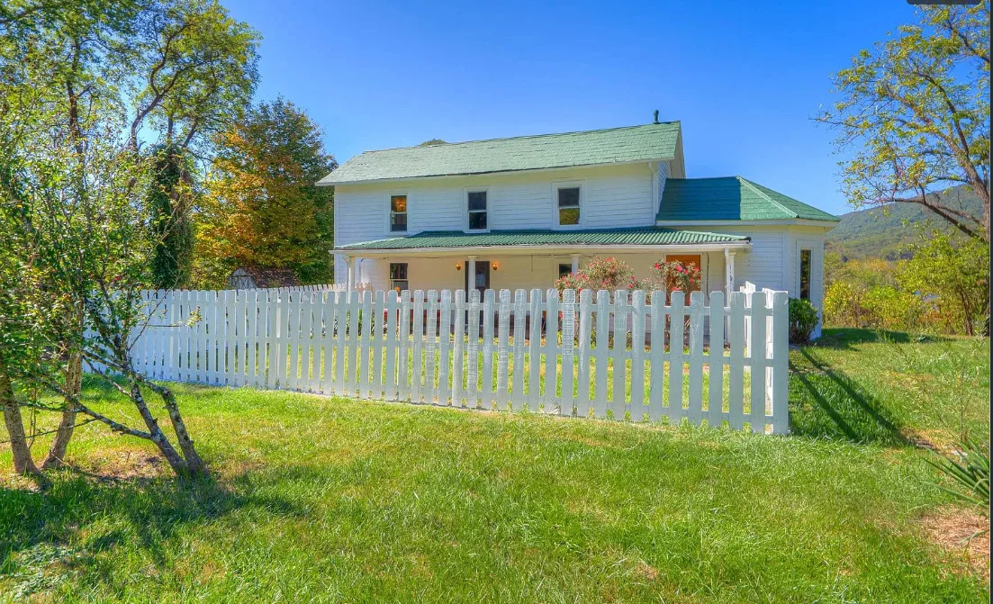 Eclectic interior! Pretty scenery! Almost two acres in Virginia.