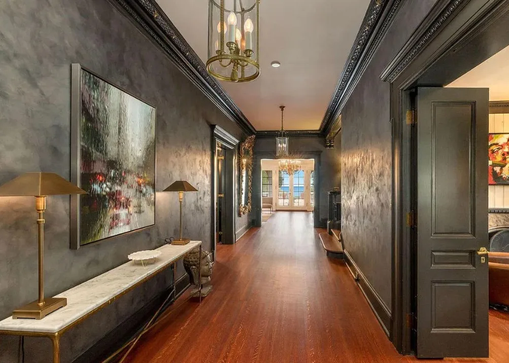 Beautiful! Circa 1912. Over an acre in Wisconsin.