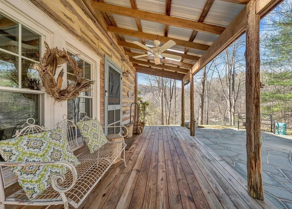 Beautiful setting! Perfect screened in porch! Ten acres in Virginia.