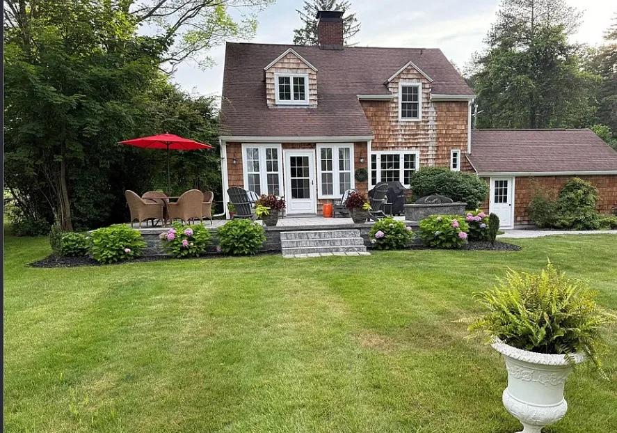 Pretty house and yard! Almost two acres in New York.