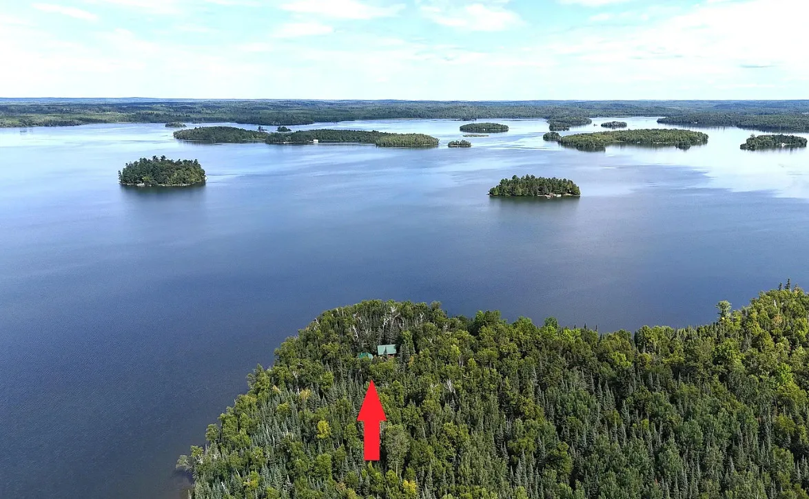 33 acre private peninsula with two cabins in Minnesota! Dreamy!