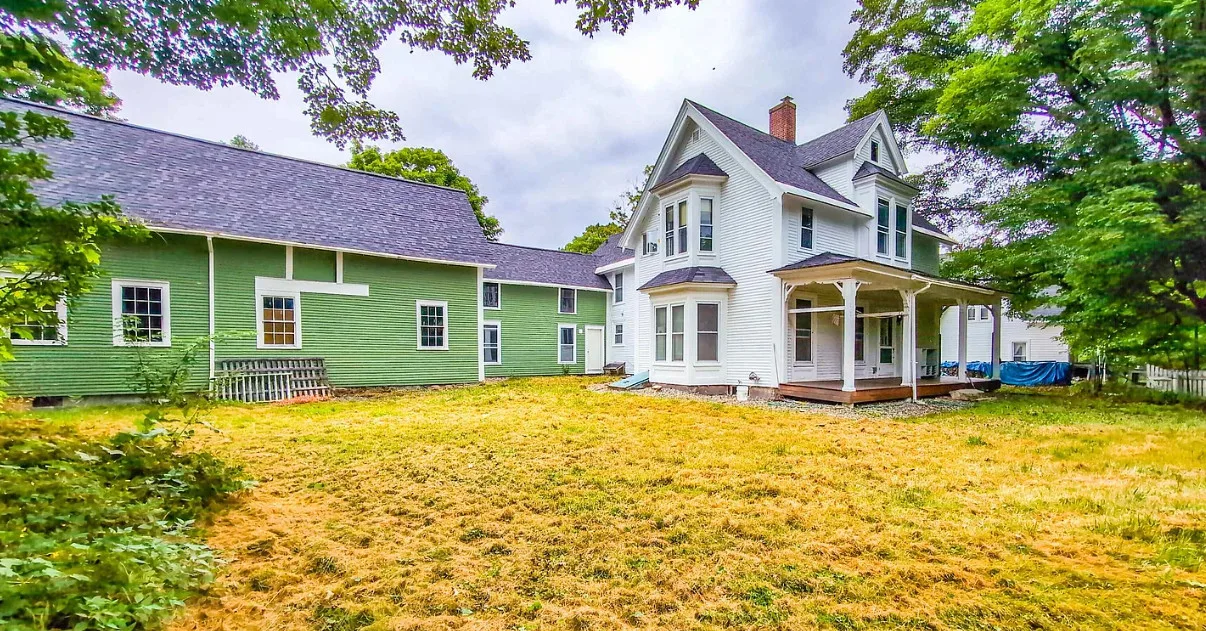 Wide plank floors! Attached barn! C. 1880 in New Hampshire.