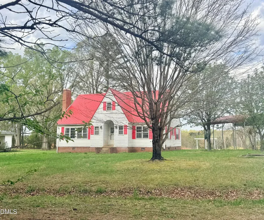 On 41 acres in North Carolina. Fixer Upper Alert!