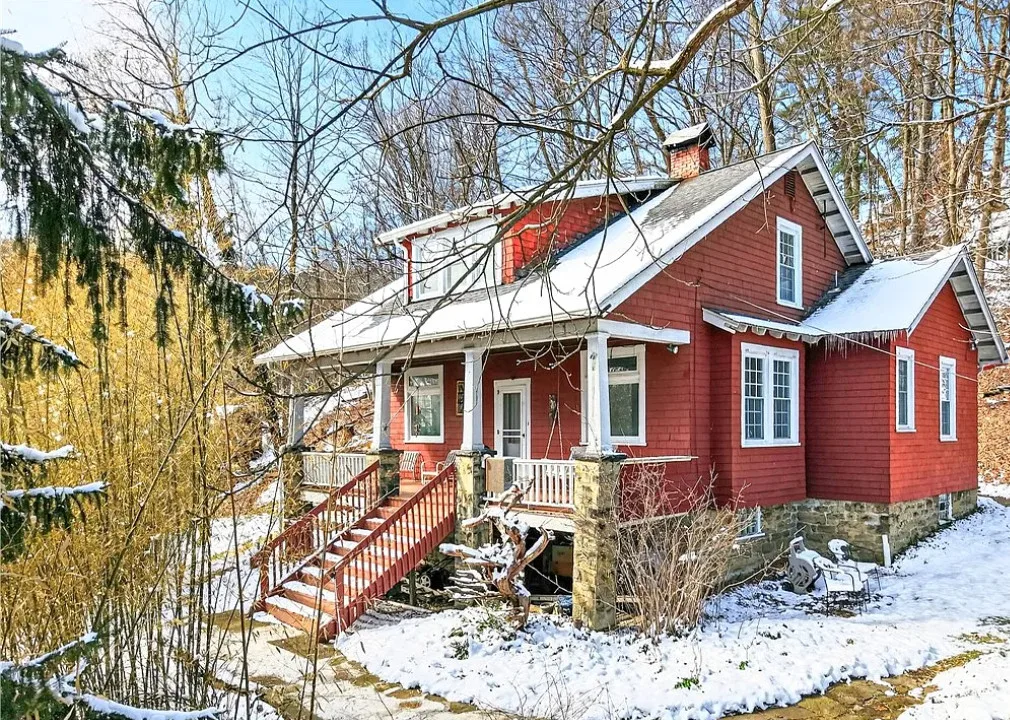 Cute house! Circa 1905. Almost an acre in Pennsylvania.