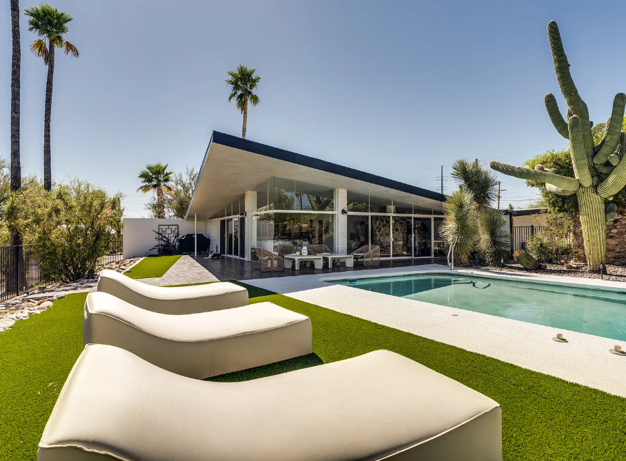 Love this house! The outdoor spaces are beautiful! C. 1958 in Arizona.