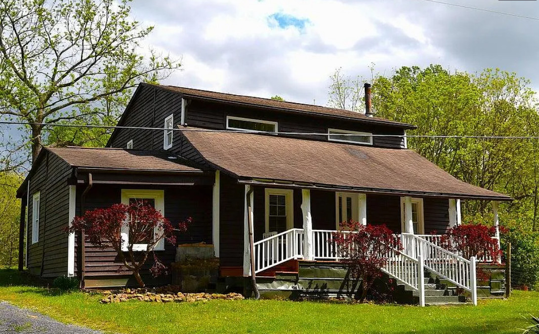 Rustic Retreat! Over seven acres in West Virginia.