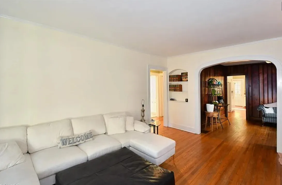 Pretty home! Nice curb appeal! Over an acre in North Carolina.