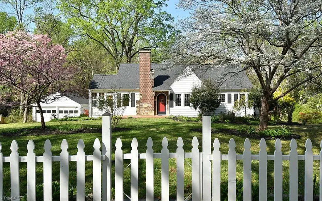 Pretty home! Nice curb appeal! Over an acre in North Carolina.