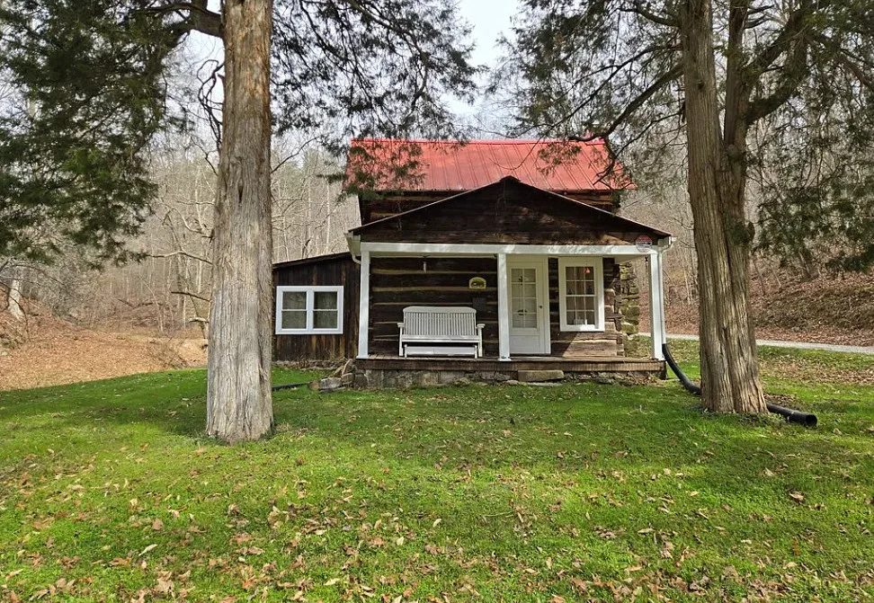 Log house in Kentucky. Circa 1870. $200,000