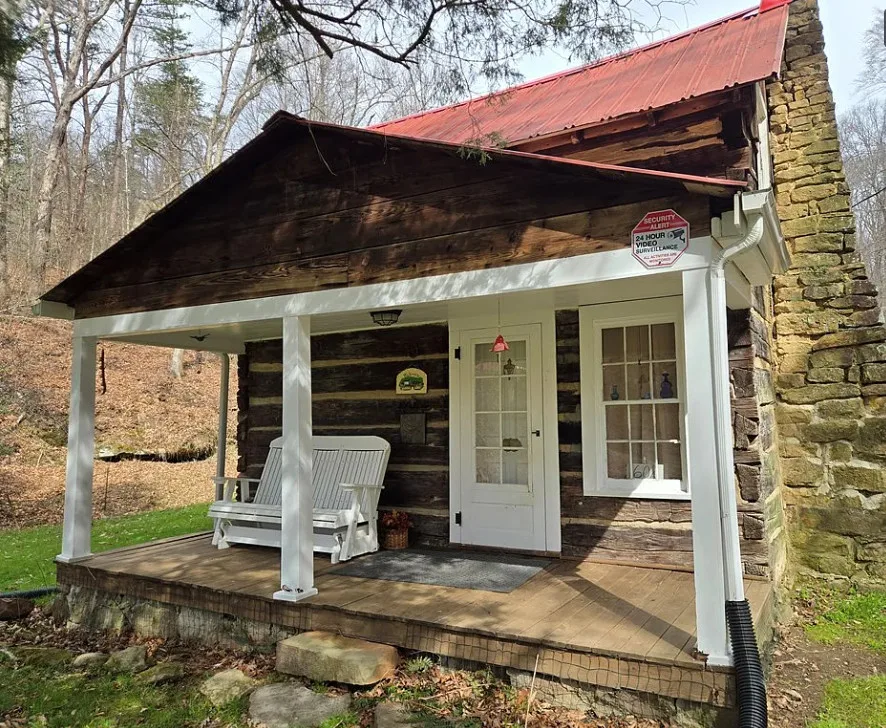 Log house in Kentucky. Circa 1870. $200,000