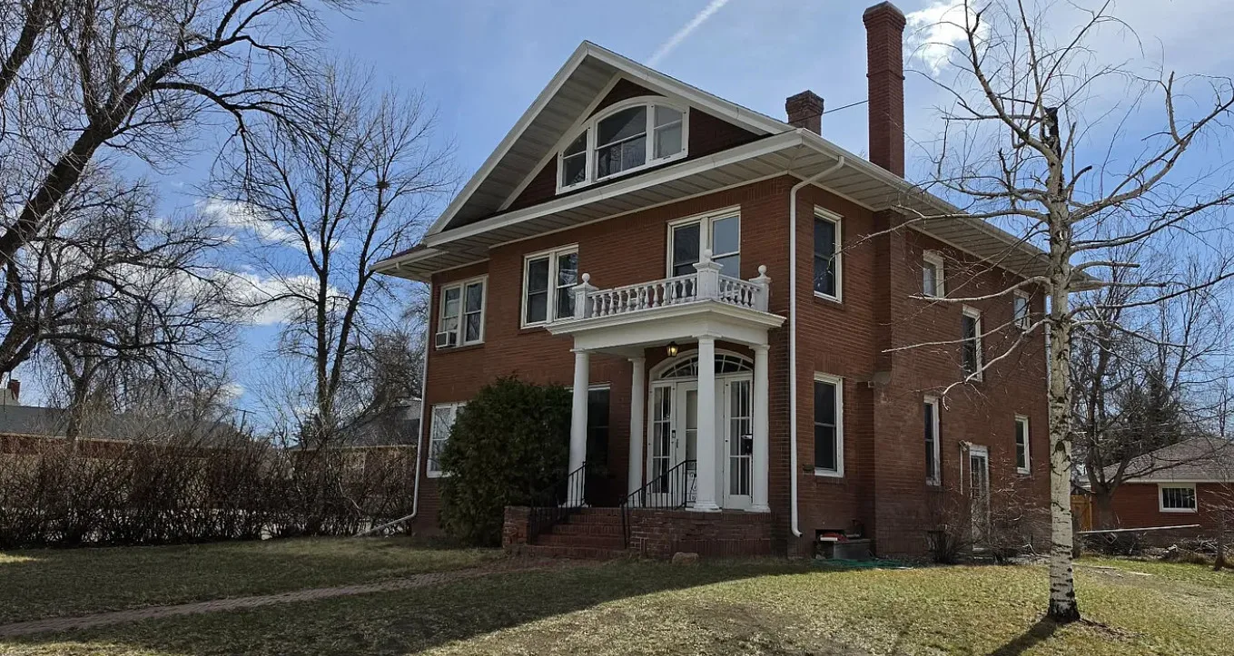 Montana! Nice house! I want a sauna. C. 1927.