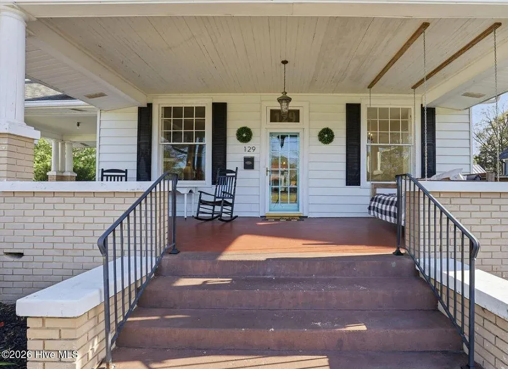Sweet house! Wonderful porch! C. 1950 in North Carolina.