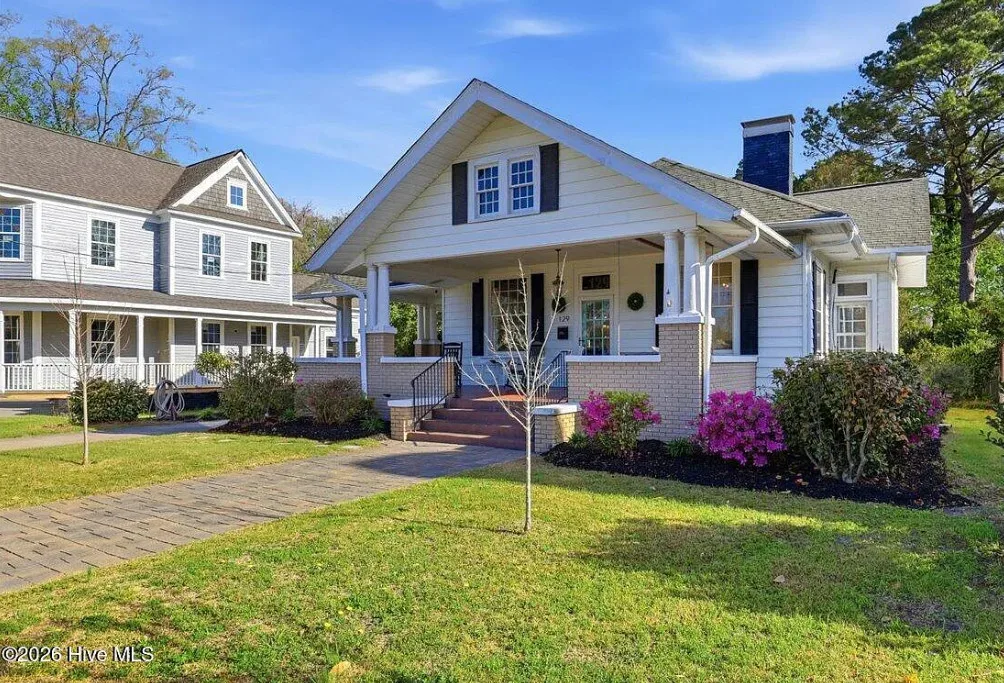 Sweet house! Wonderful porch! C. 1950 in North Carolina.