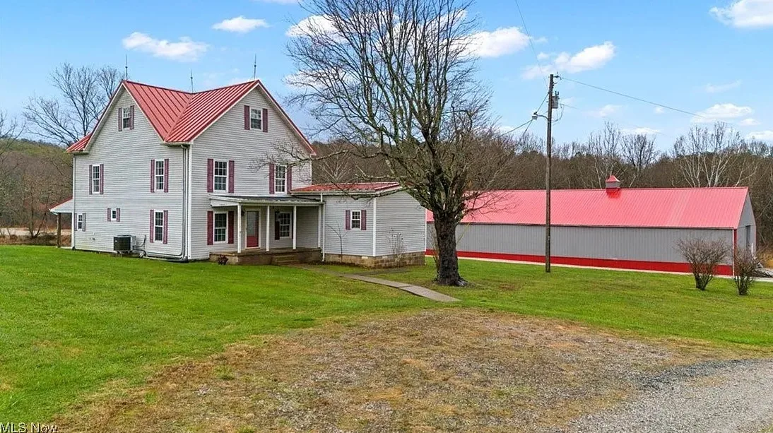 Beautiful setting! Huge outbuilding! Six acres in Ohio. $350,000