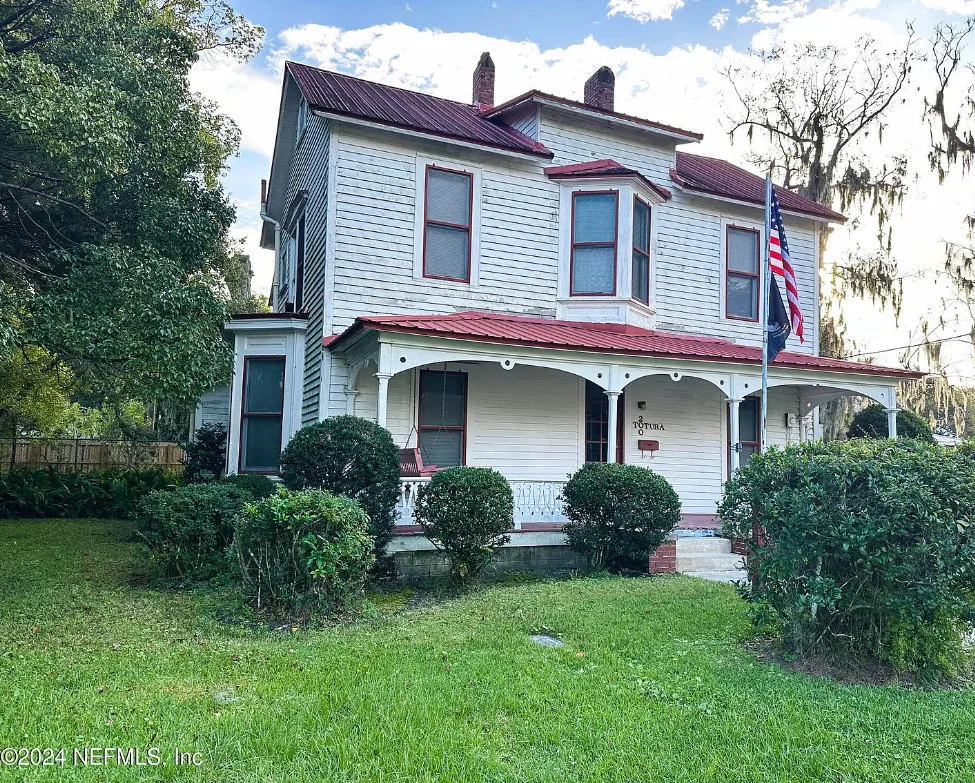 Nice details inside! Circa 1930 in Florida