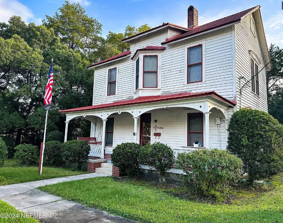 Nice details inside! Circa 1930 in Florida