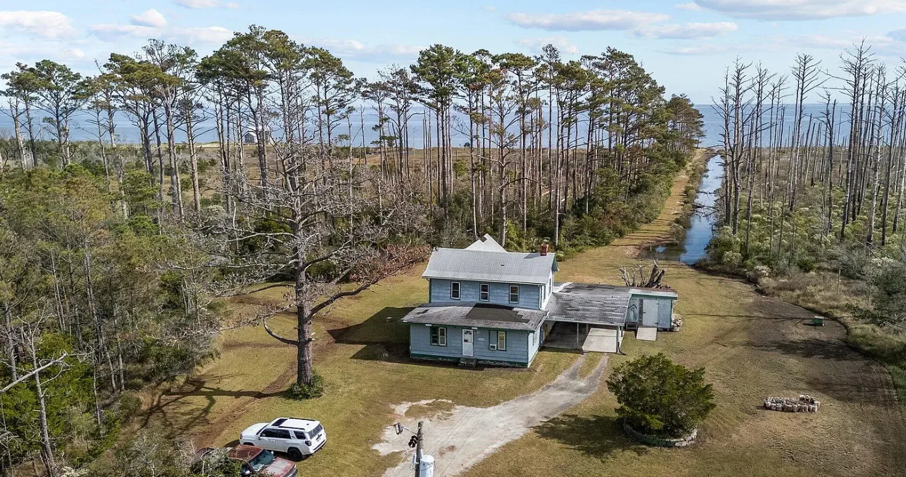 Pretty setting! Four acres in North CarolinaC.1906 $299,000