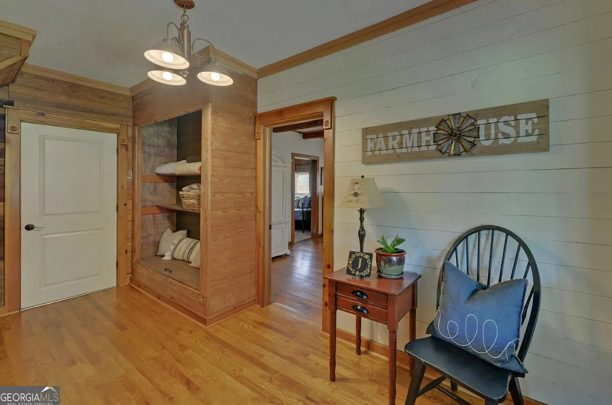 Classic looking farmhouse! Over three acres in Georgia with a huge workshop! 