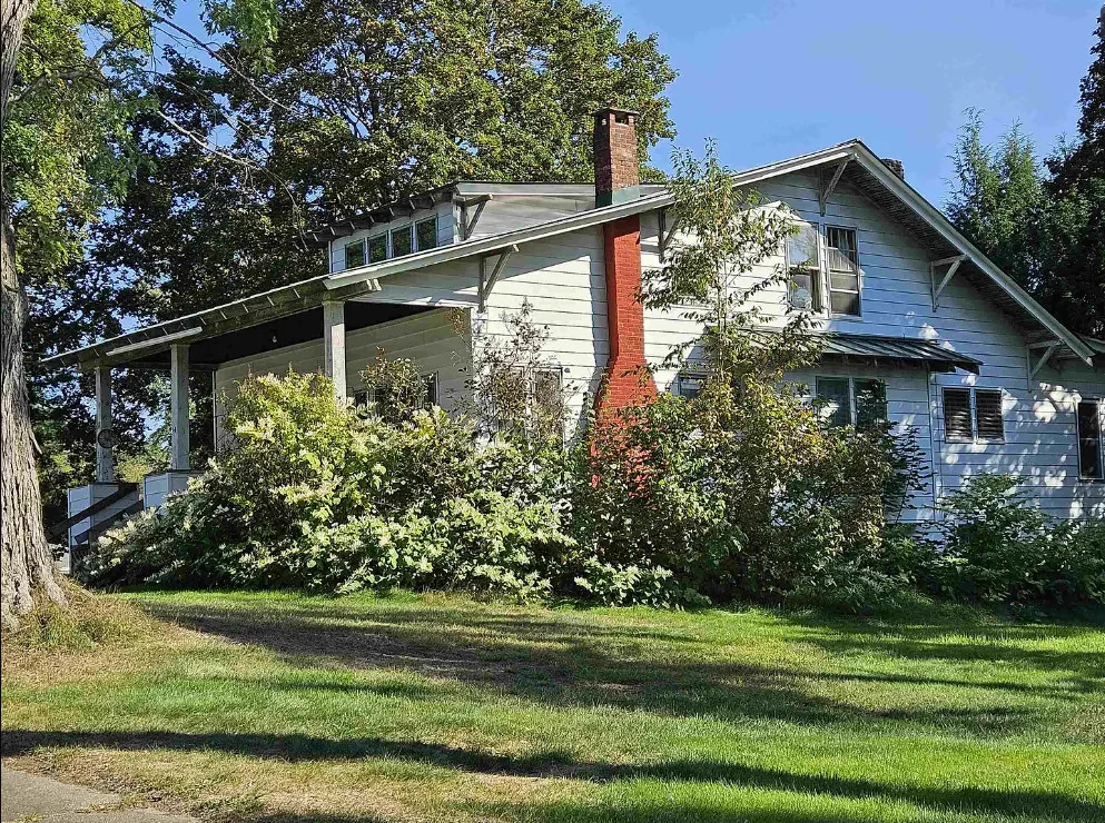 So much potential! Circa 1920 in New Hampshire
