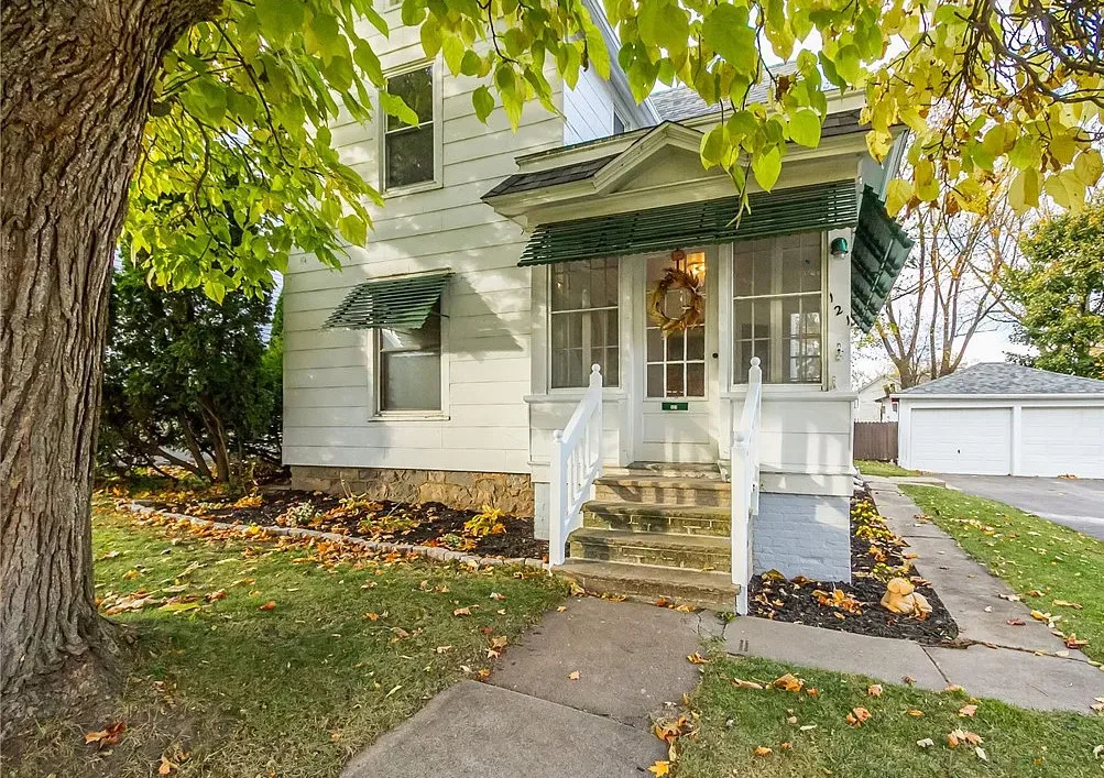 Love the enclosed porch! Nice interior! Circa 1920 in New York