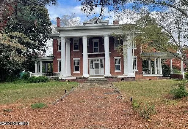 Deal of the Day! 4,000 square feet in North Carolina