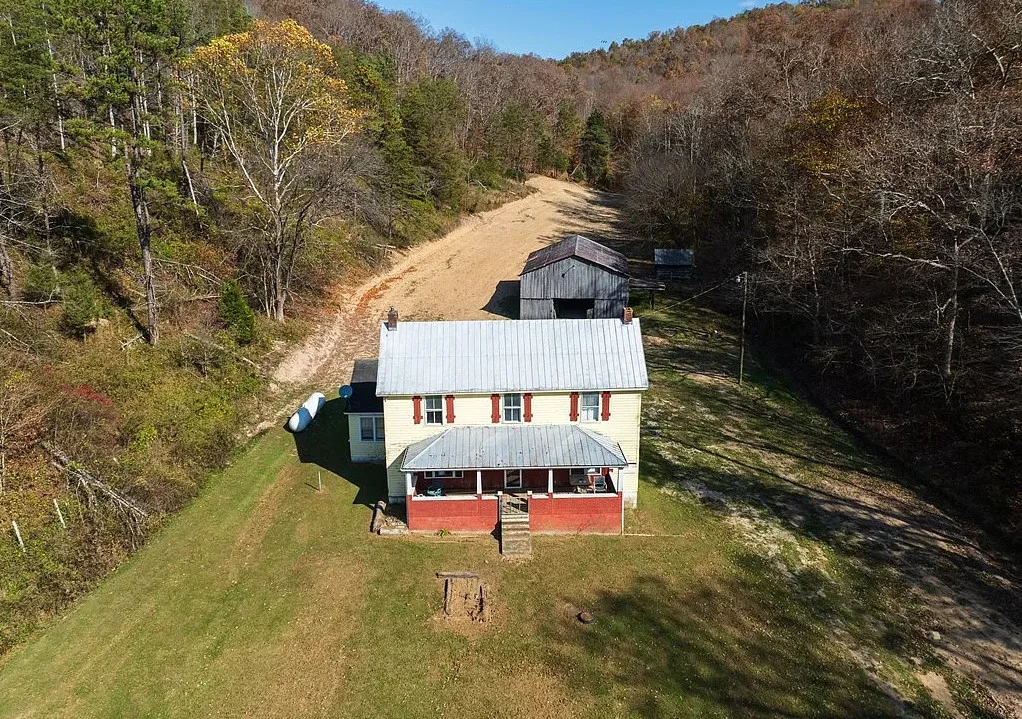 Fixer Upper Alert! On 27 acres in Kentucky
